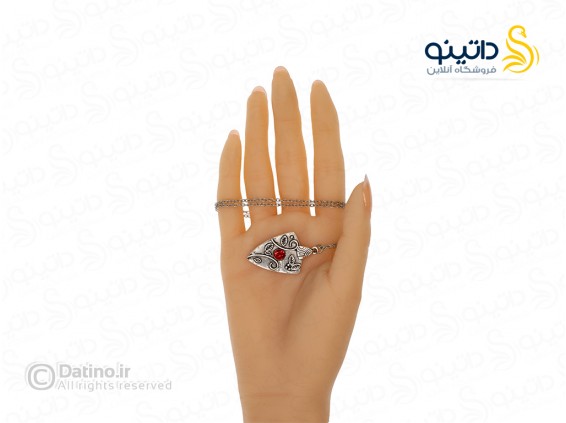 عکس گردنبند بانی بنت خاطرات خوناشام 11971 - انواع مدل گردنبند بانی بنت خاطرات خوناشام 11971