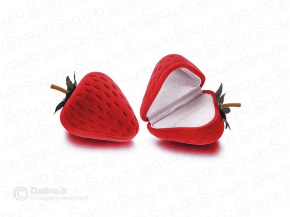 عکس جعبه انگشتر طرح توت فرنگی مخملی 19686 - انواع مدل جعبه انگشتر طرح توت فرنگی مخملی 19686