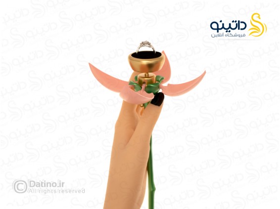 عکس جعبه انگشتر طرح شاخه گل رز جاودان بازشو 19921 - انواع مدل جعبه انگشتر طرح شاخه گل رز جاودان بازشو 19921