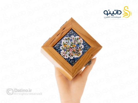 عکس جعبه جواهرات چوبی رزین طرح نقش گل خطایی 21373 - انواع مدل جعبه جواهرات چوبی رزین طرح نقش گل خطایی 21373