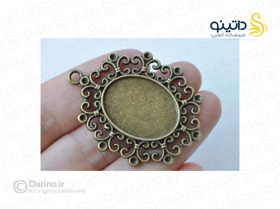 عکس قاب گردن آویز طرح دار حاشیه بیضی زرد قلم 19703 - انواع مدل قاب گردن آویز طرح دار حاشیه بیضی زرد قلم 19703
