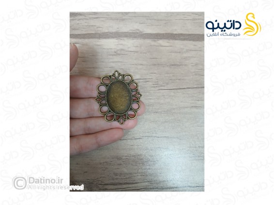 عکس قاب گردن آویز طرح دار بیضی زرد قلم 19749 - انواع مدل قاب گردن آویز طرح دار بیضی زرد قلم 19749